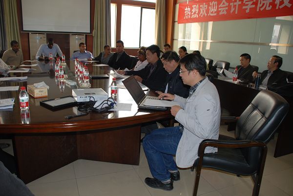 新葡的京集团8814召开研究生留学生导师见面会
